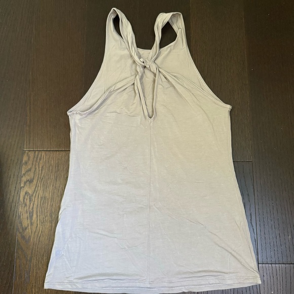 Lululemon Timeless Twist Tank Top Dark Chrome - Size 6 - Picture 2 of 12
